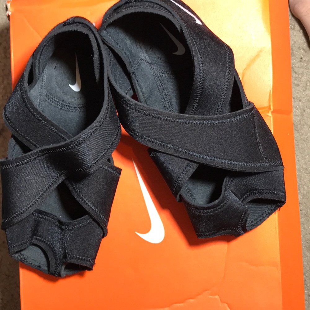 Nike dance shoes